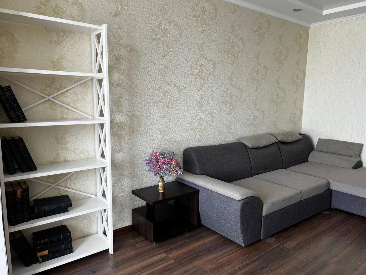 Chernigov City Apartments Na Peremohy Exterior photo