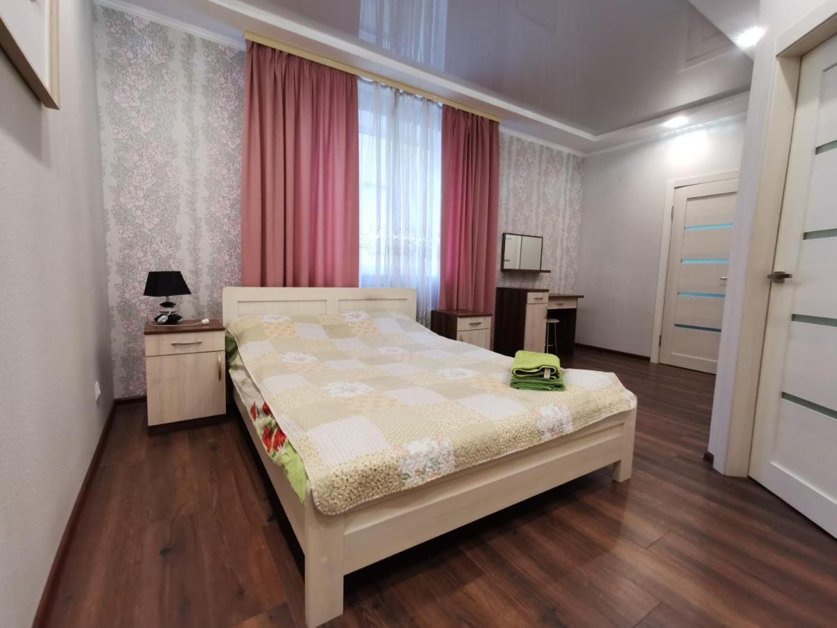 Chernigov City Apartments Na Peremohy Exterior photo